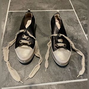 Novena Napa Demi wedge by Ron White